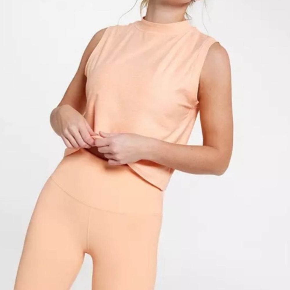 NWT 2 Piece Set Essential High Rise 7/8 Tight Leggings Mock Neck Tank Apricot XL